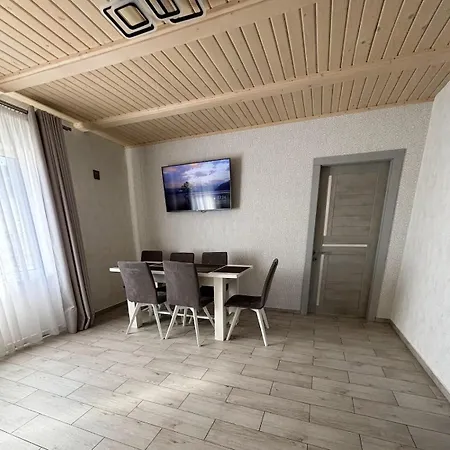 Appartamento House Yablunytsya